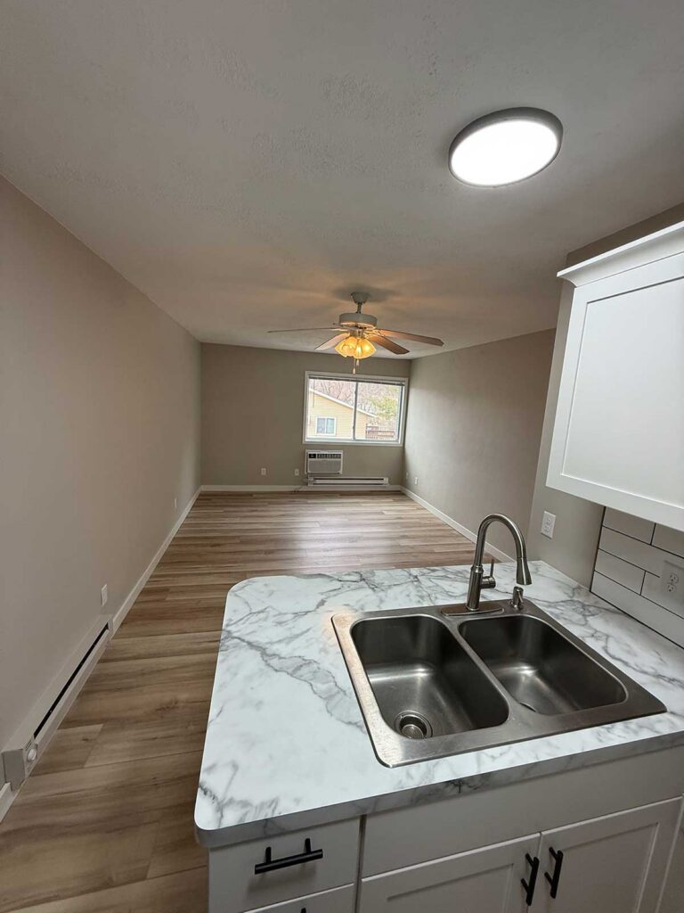 1603 well st 06 - Divine Properties