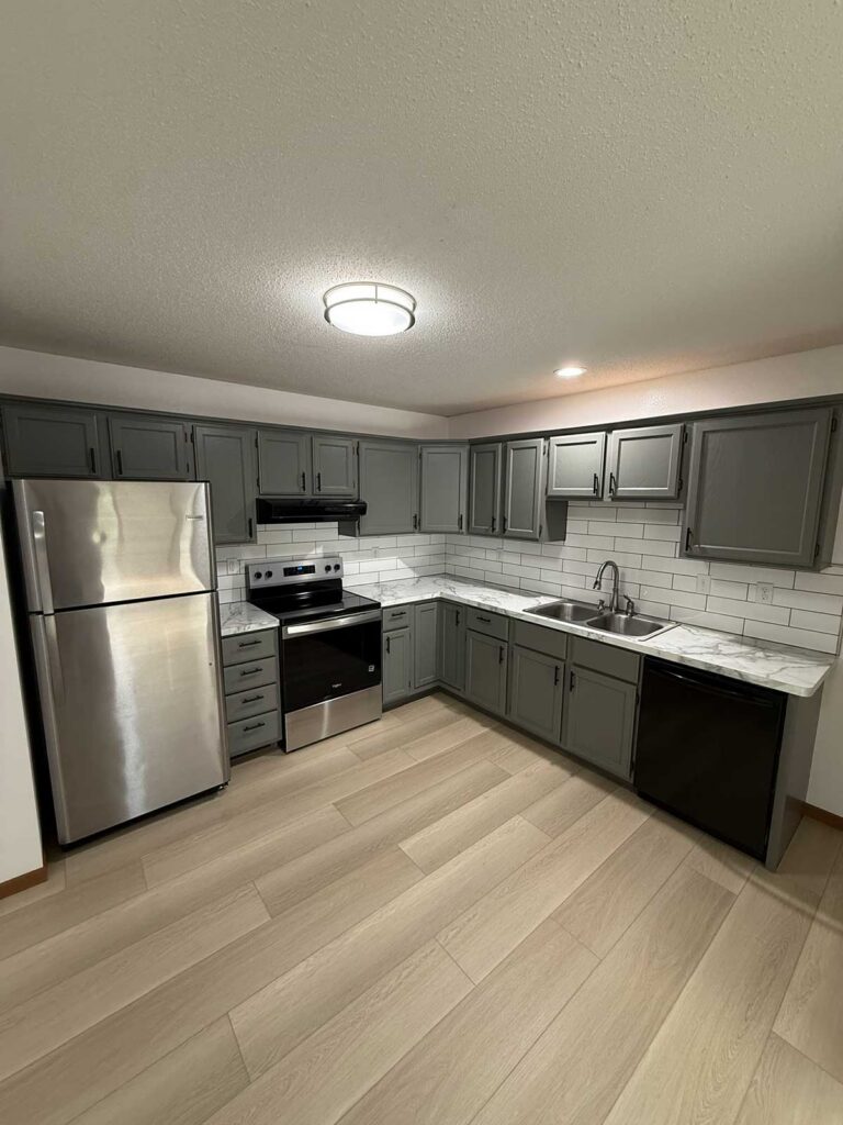 426 4th ave n apt 4 01 - Divine Properties