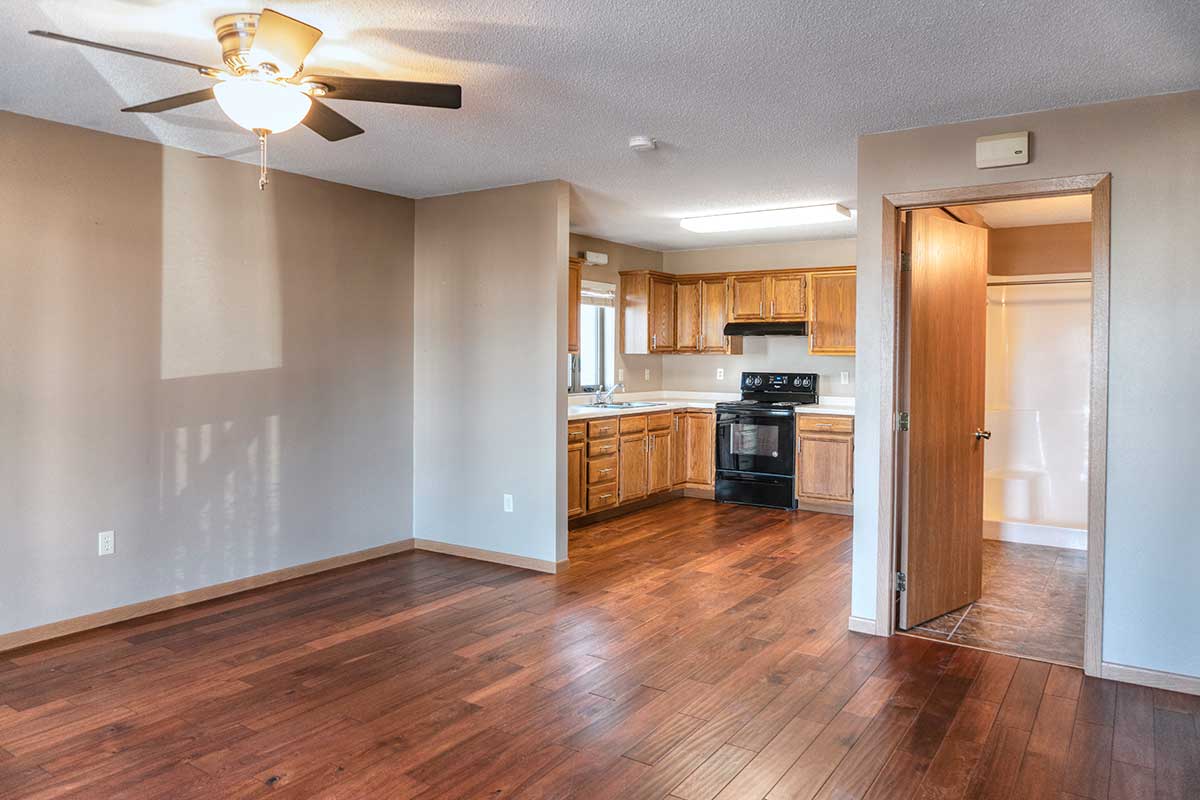South Decorah Street-unit1-7