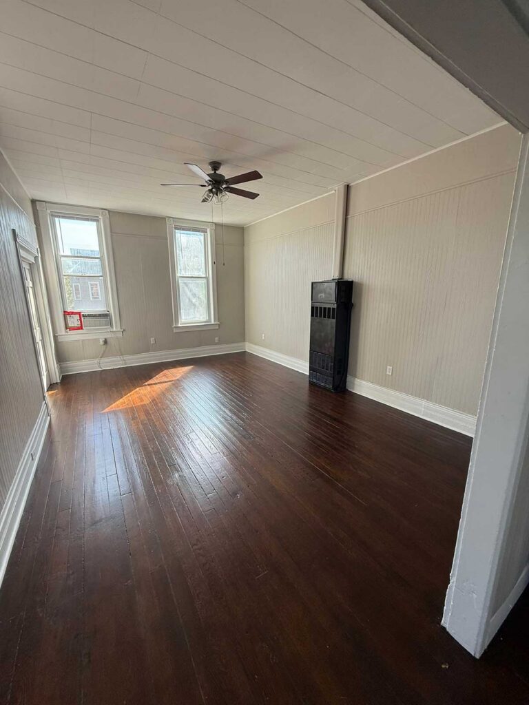caledonia building unit 1357 08 - Divine Properties